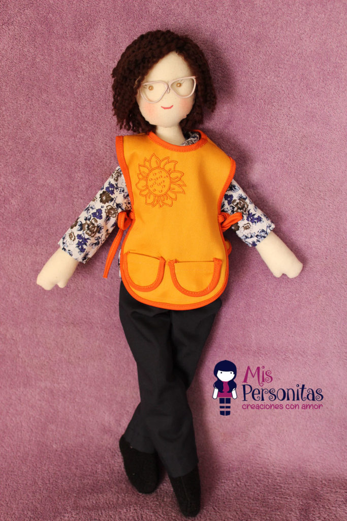 Muñeca de tela personalizada