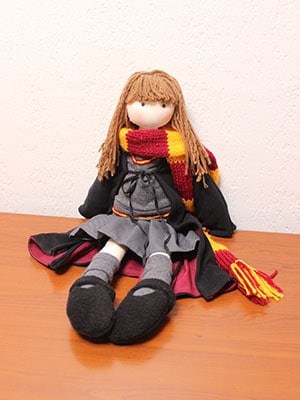 Muñeca personlizada de tela Hermione Granger