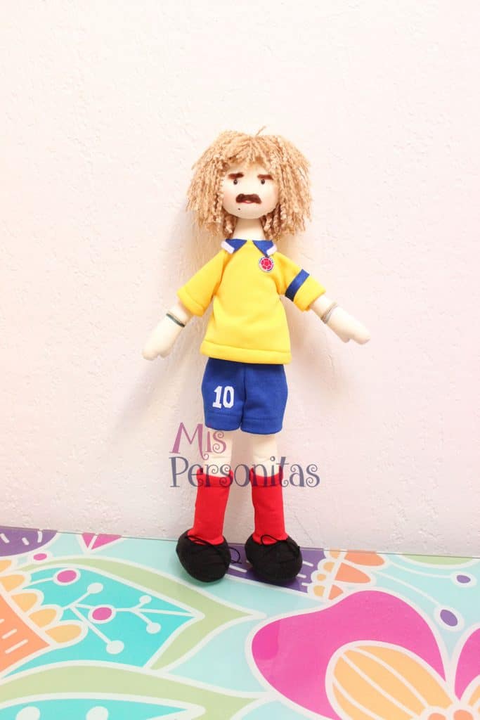 Muñeco de Tela Futbolista Carlos Valderrama