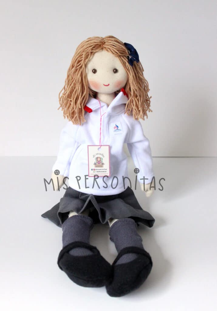 muñeca escolar