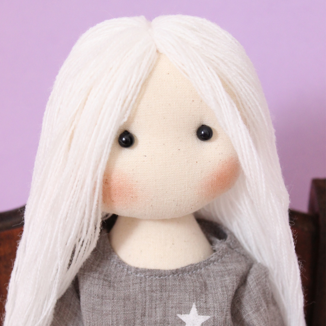 muñeca de tela