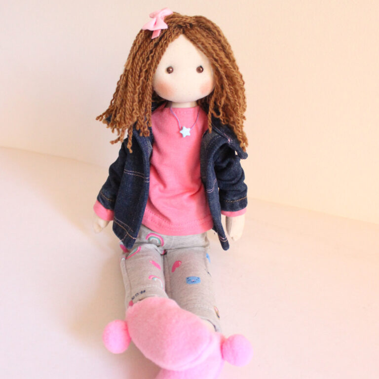 muñeca de tela