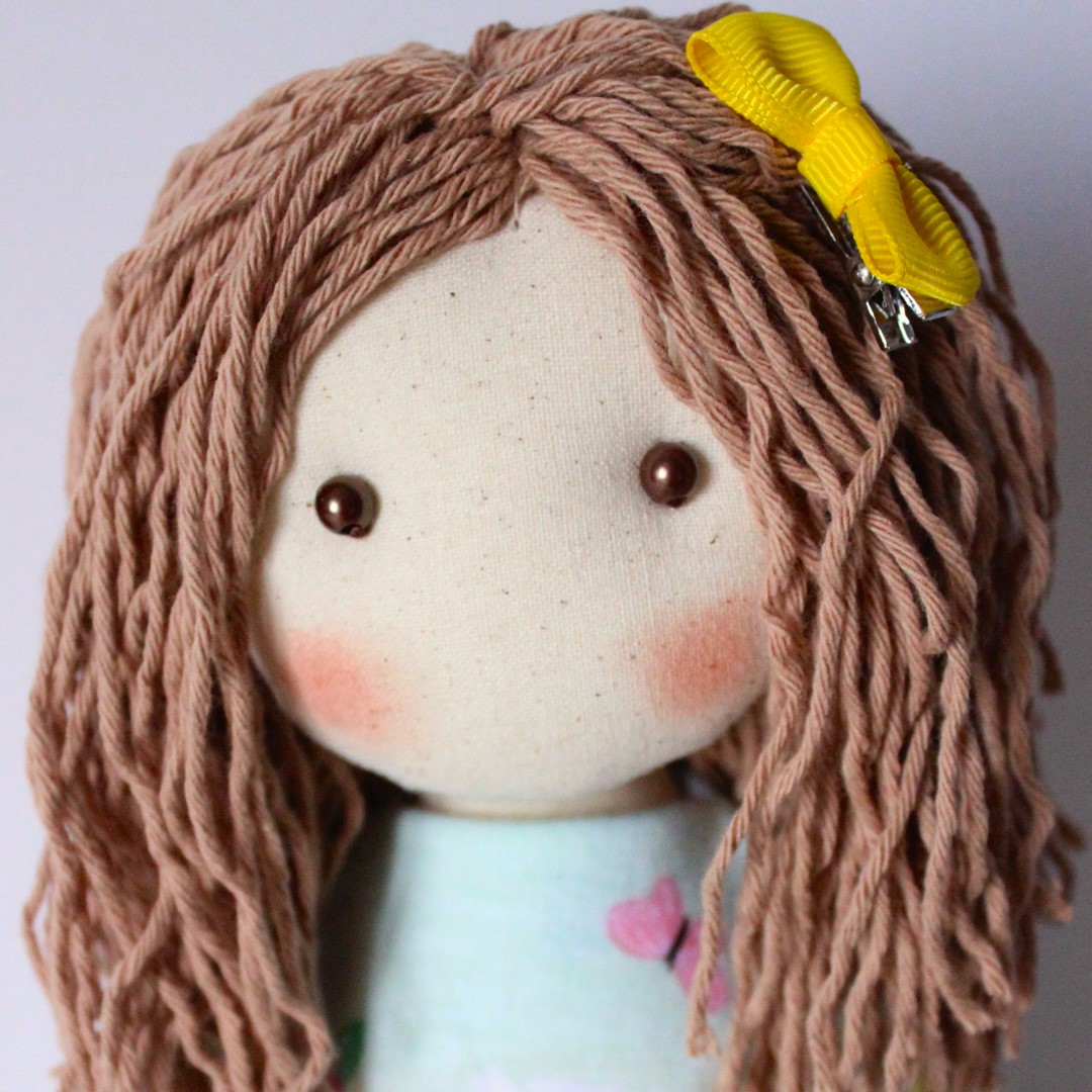 muñeca de tela