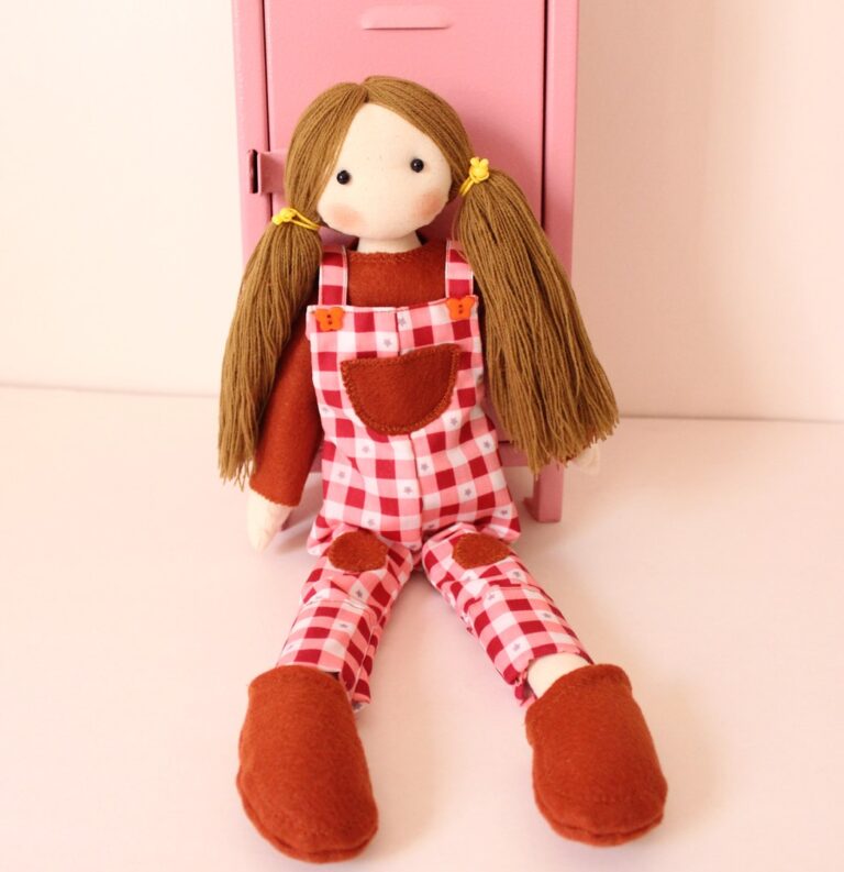 muñeca de tela