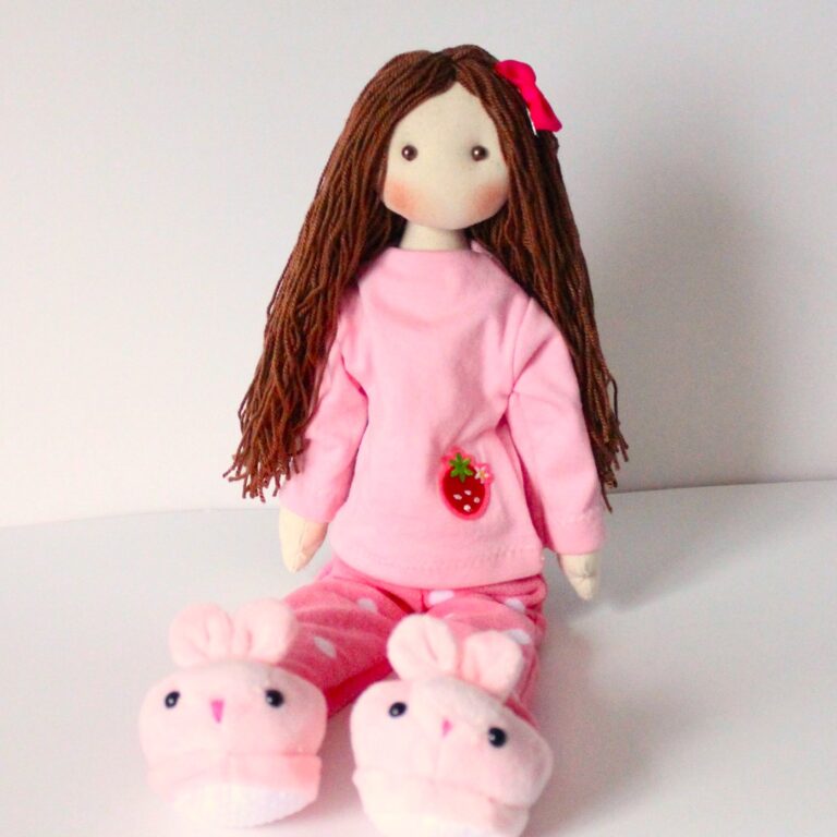 Muñeca de tela