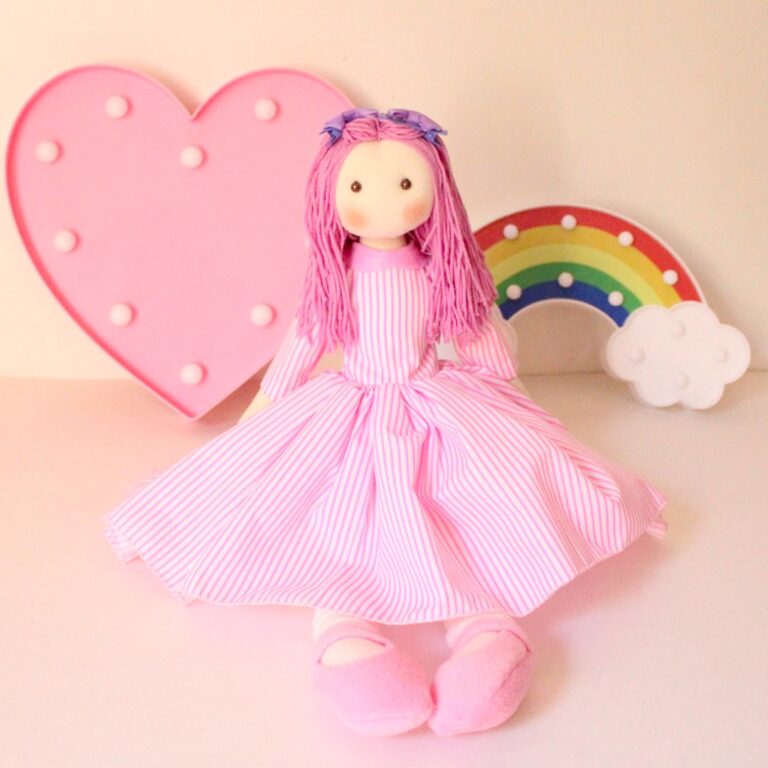 muñeca de tela