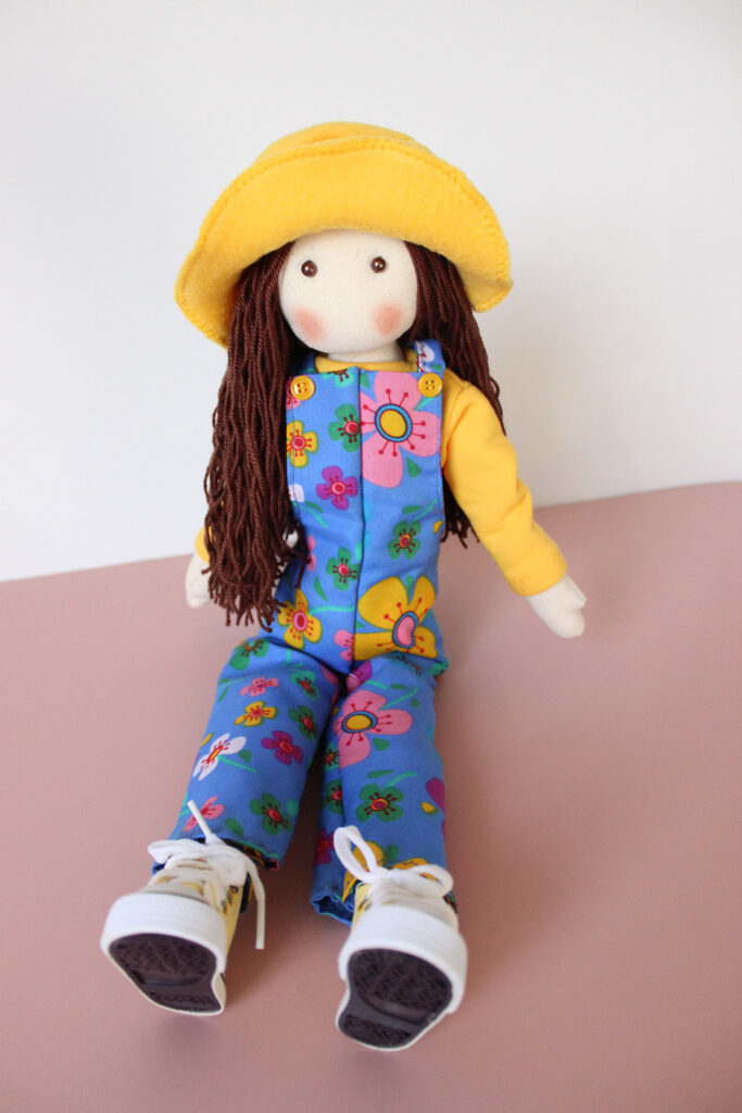 muñeca de tela