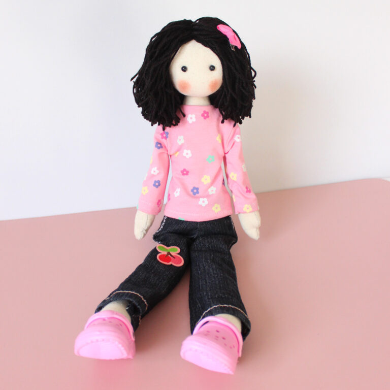 muñeca de tela